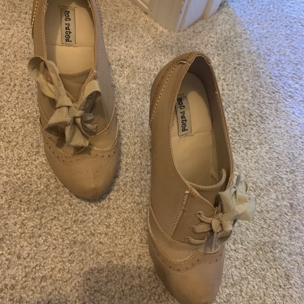 Shoes - Picture 2 of 2